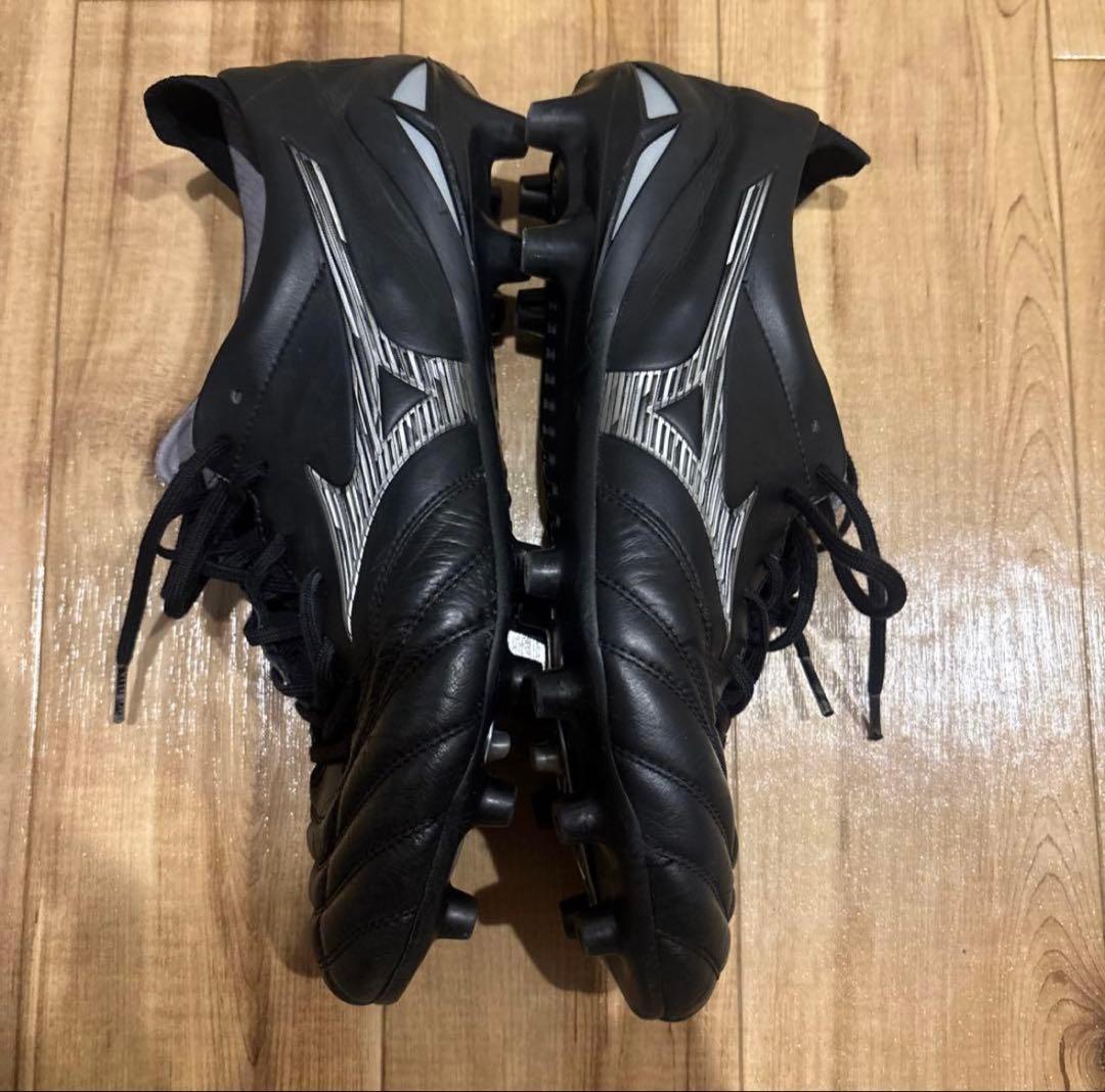 モレリアネオ4 27センチ