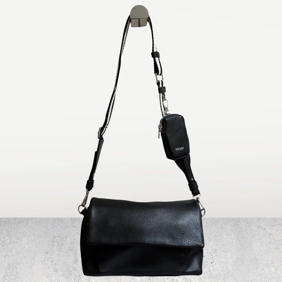 極美品/現行 nouer ヌエール ボトムエンボスロゴショルダーバッグ ポーチ