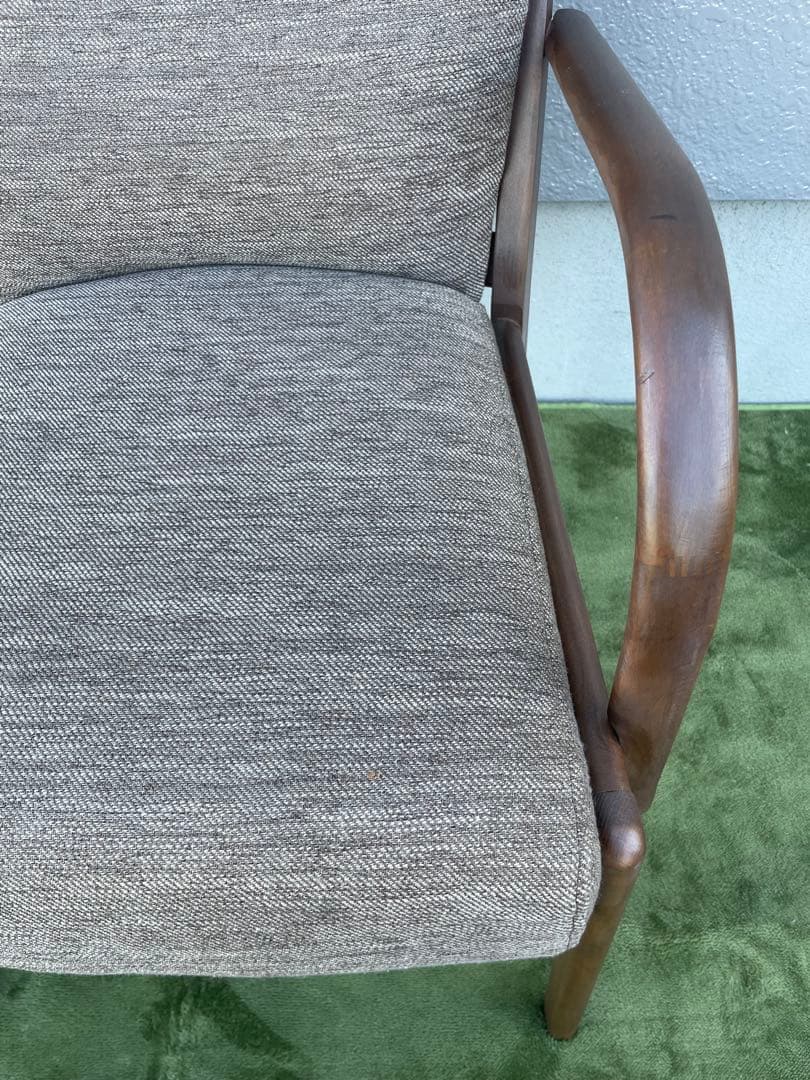 美品　ニトリ Nコレクション C-27M 肘付き　ダイニングチェア