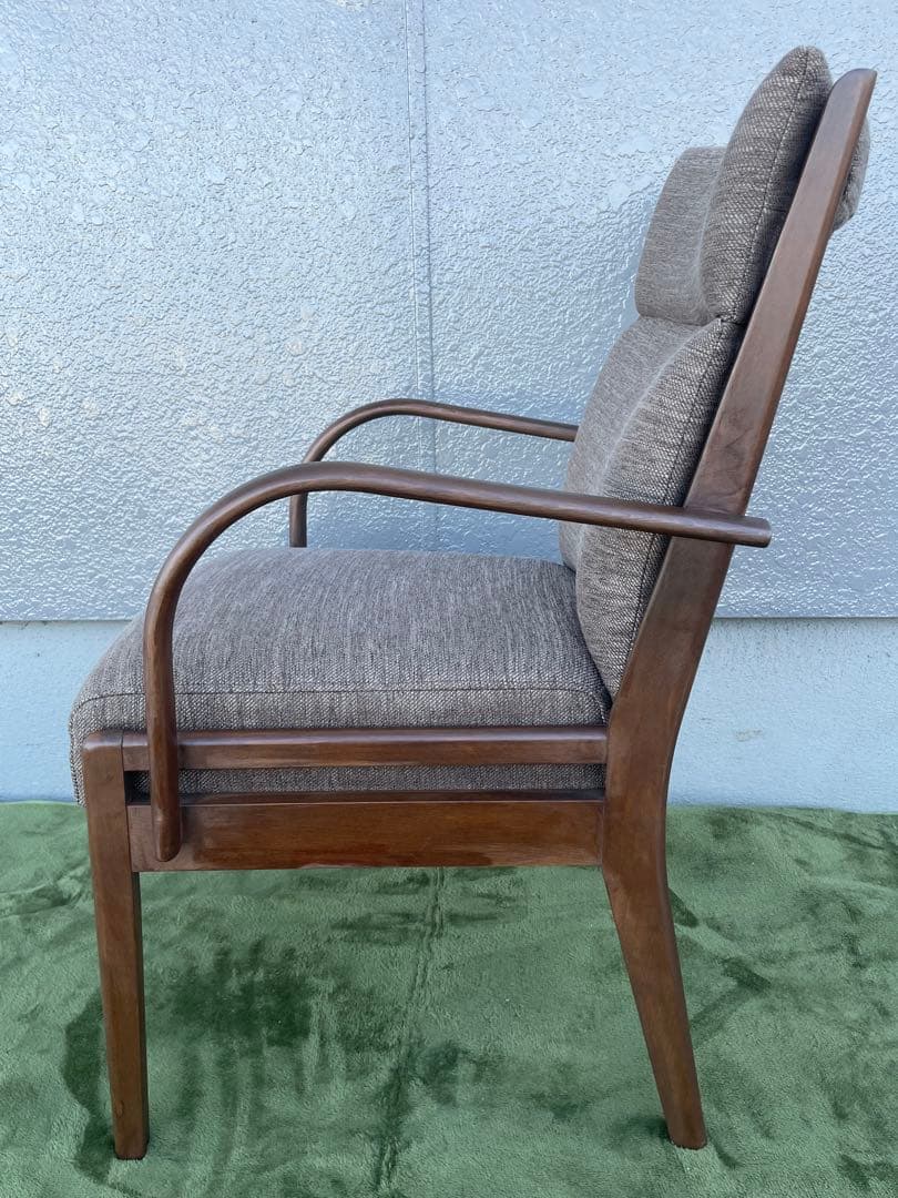 美品　ニトリ Nコレクション C-27M 肘付き　ダイニングチェア