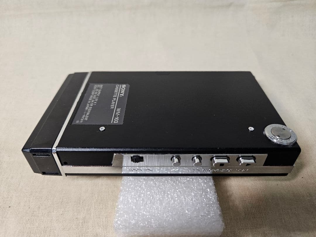 整備済み動作品　WM-103 カセットウォークマン　ポータブルプレイヤー