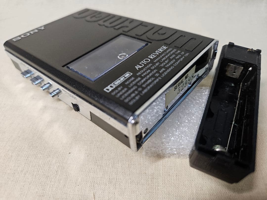 整備済み動作品　WM-103 カセットウォークマン　ポータブルプレイヤー