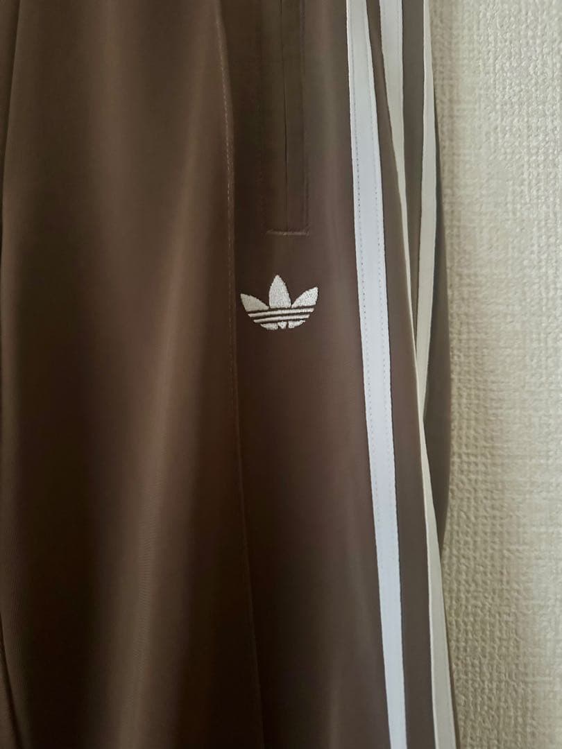 【adidas Originals】トラックパンツ