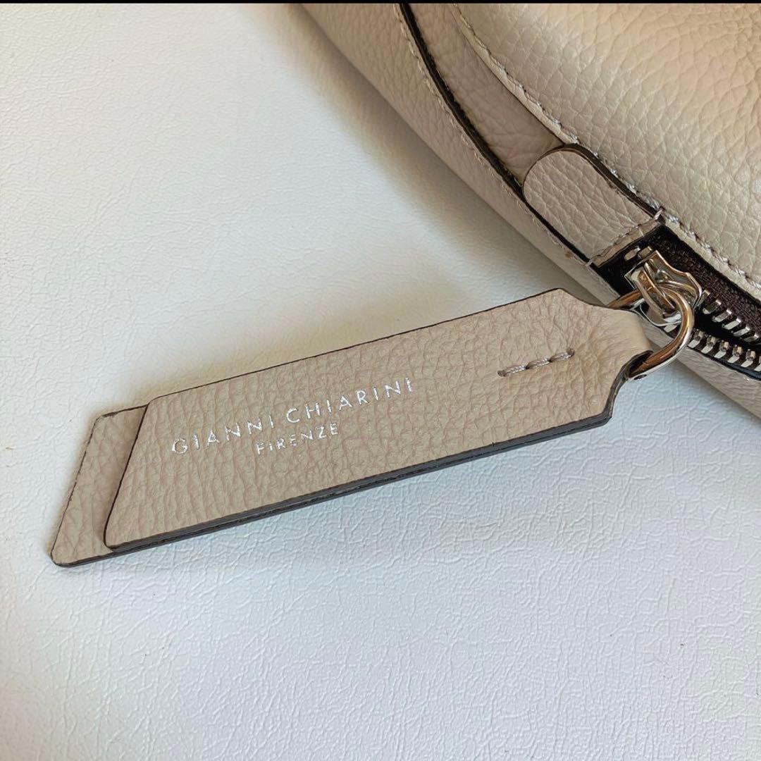 GIANNI CHIARINI アリファMサイズ（LAMB）ショルダーバッグ