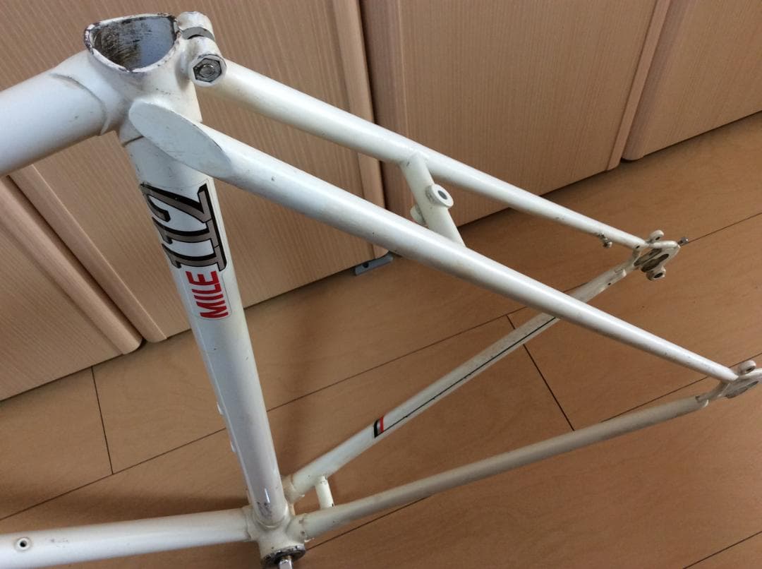 超希少品　ブリジストンMILE112（フレーム・パーツ類）送料無料（地域制限あり