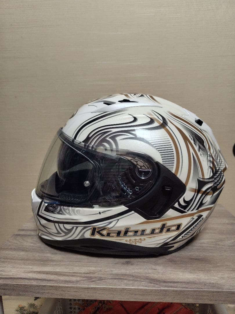 美品　Kabuto フルフェイスヘルメット カムイ3