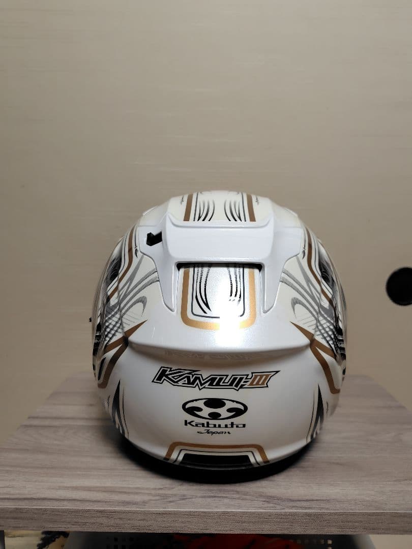 美品　Kabuto フルフェイスヘルメット カムイ3