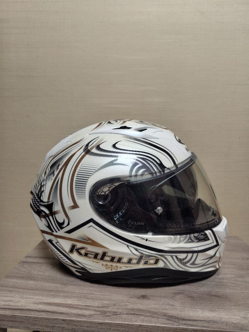 美品　Kabuto フルフェイスヘルメット カムイ3