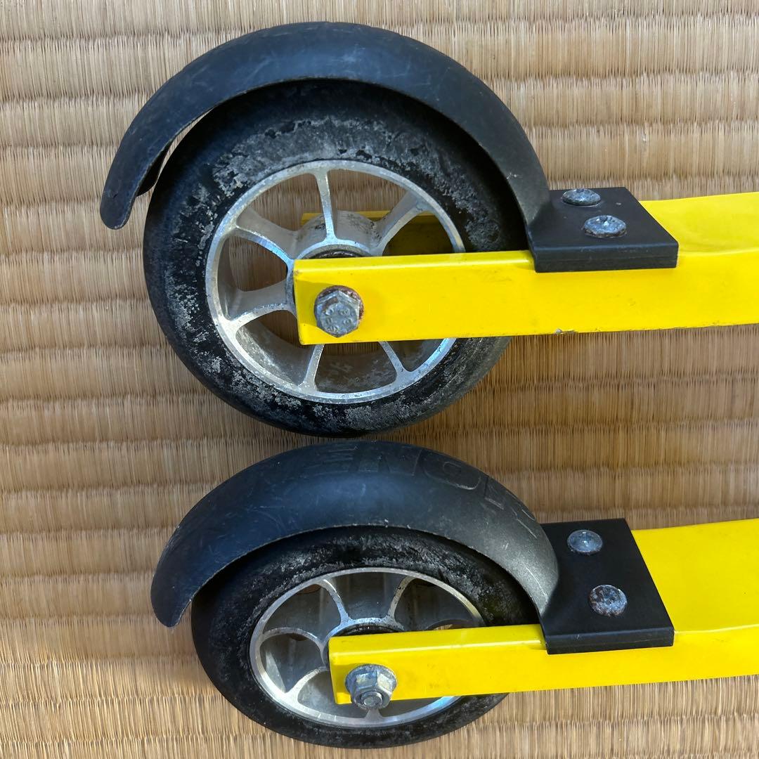 SWENOR SKATE イエロー　ローラースキー