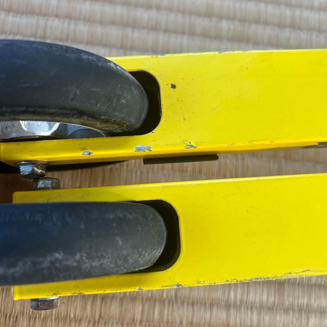 SWENOR SKATE イエロー　ローラースキー