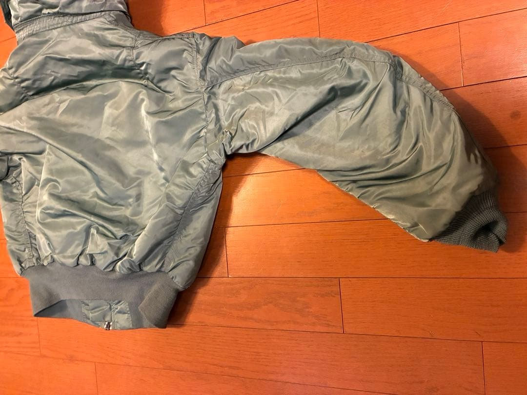 アルファインダストリーズ usa製 B-15D MA-1 フライトジャケット