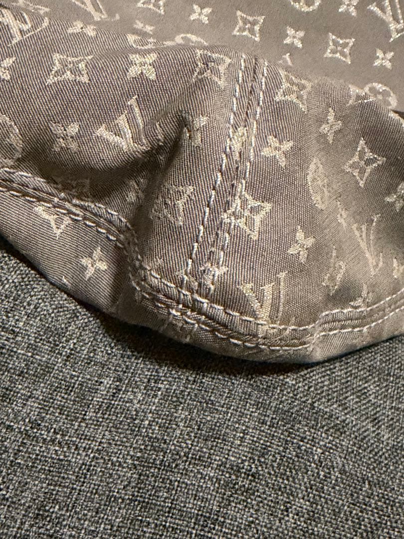 LOUIS VUITTON M95620 マノン プラティーヌモノグラムミニラン