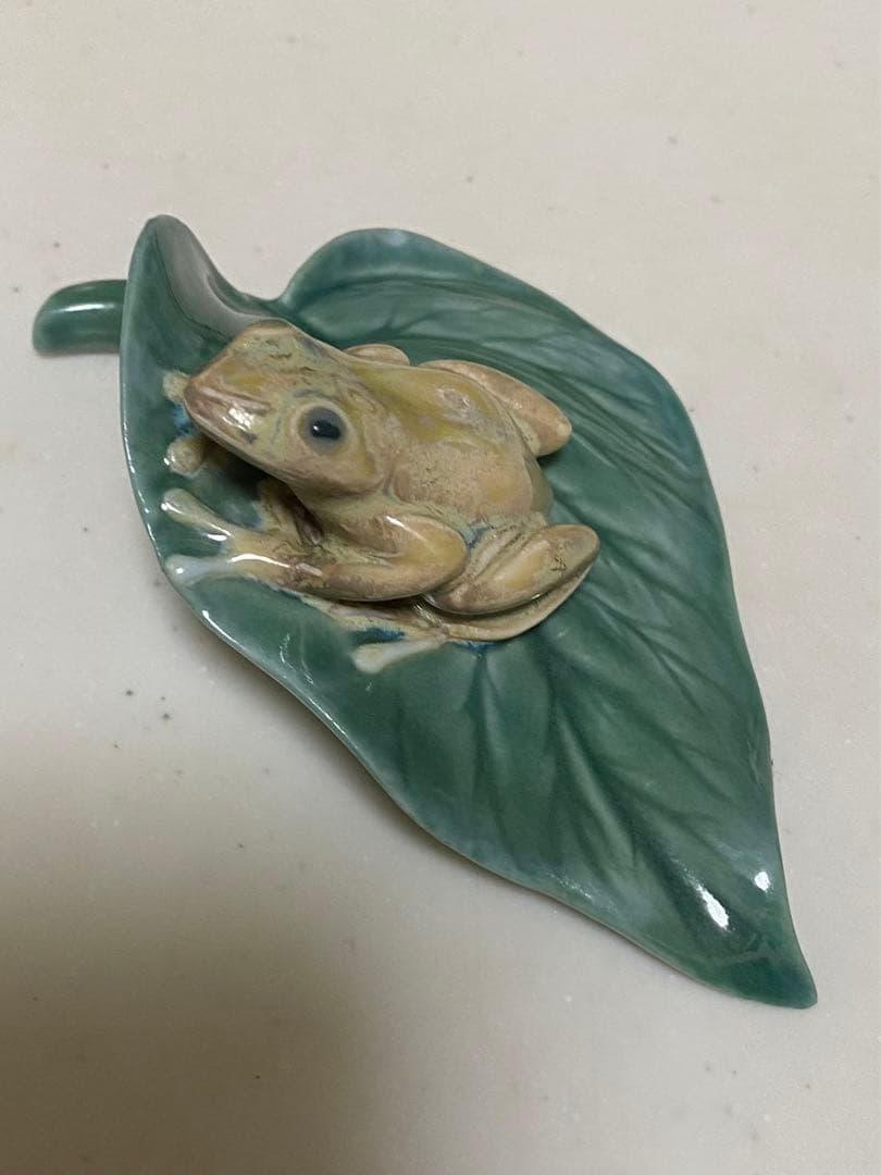 カエルの唄 西洋陶磁器 工芸品