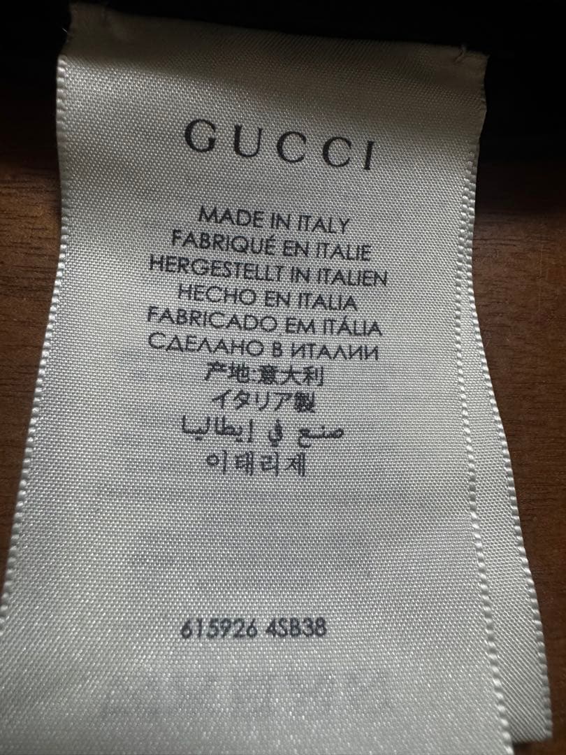 GUCCI レザー指なしグローブ スタッズ付き