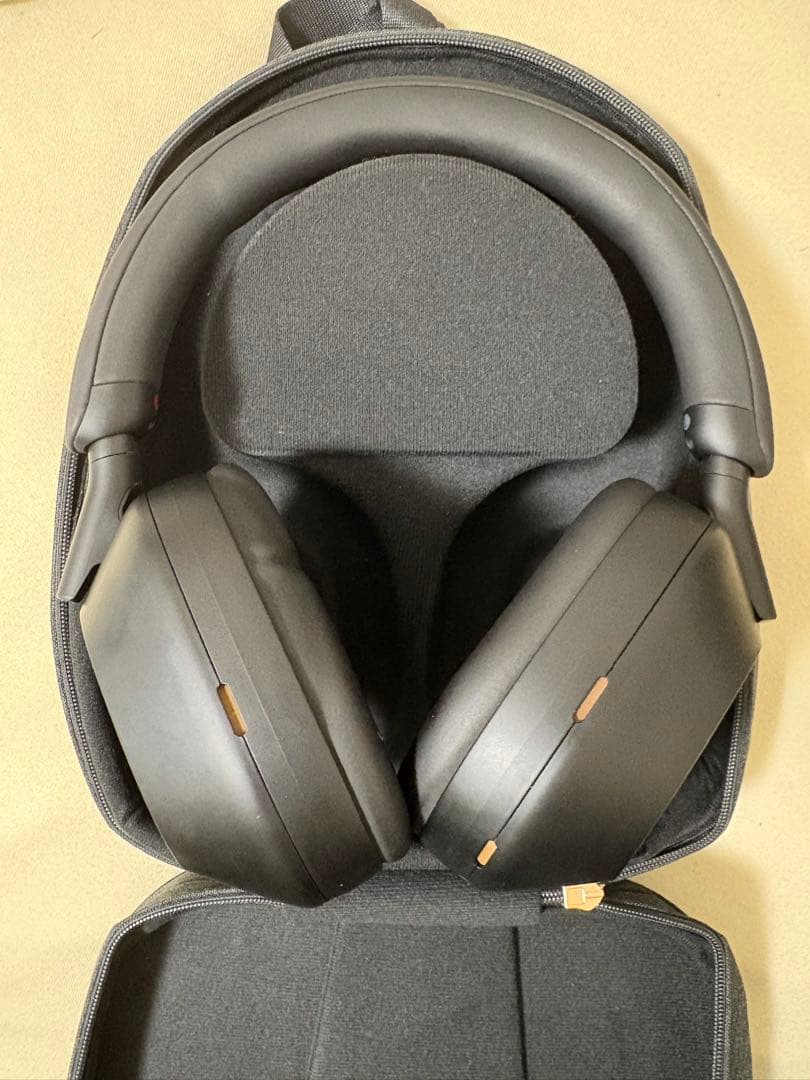 SONY WH-1000XM5 【2025年1月購入使用数回】