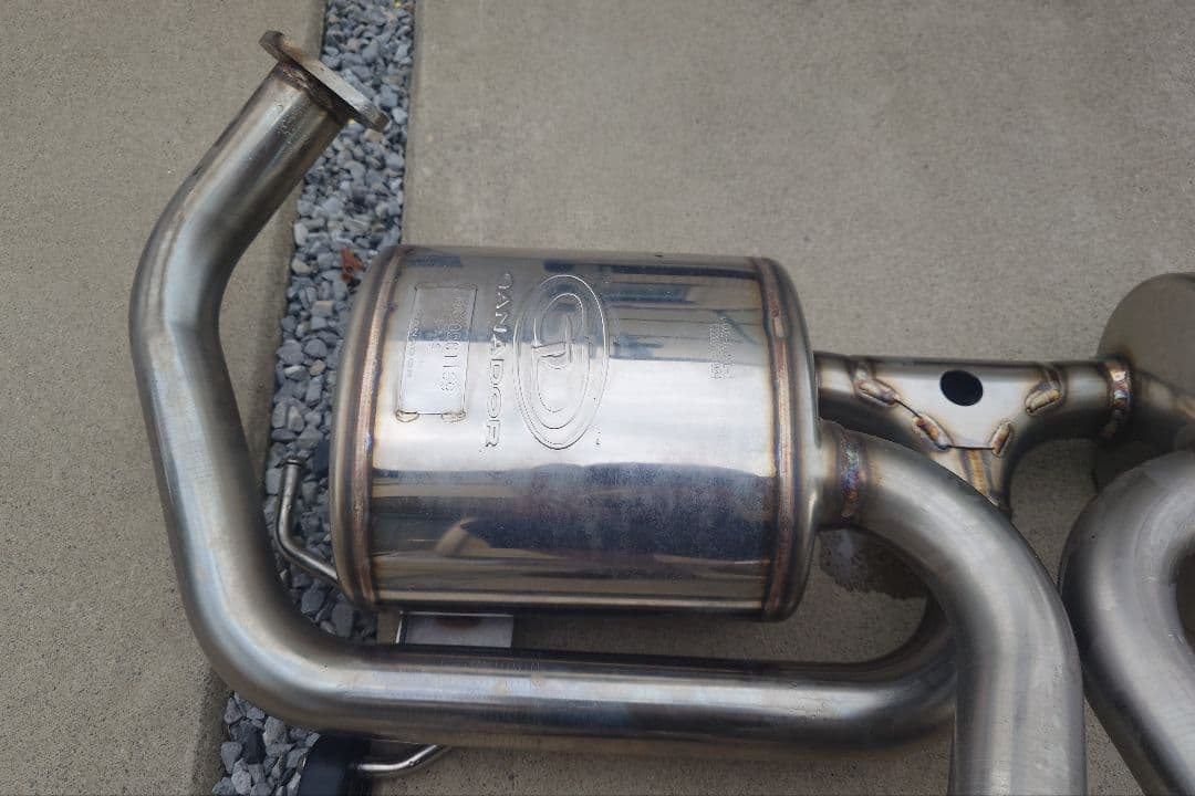 ガナドールマフラー　ヤリスクロス4WD用