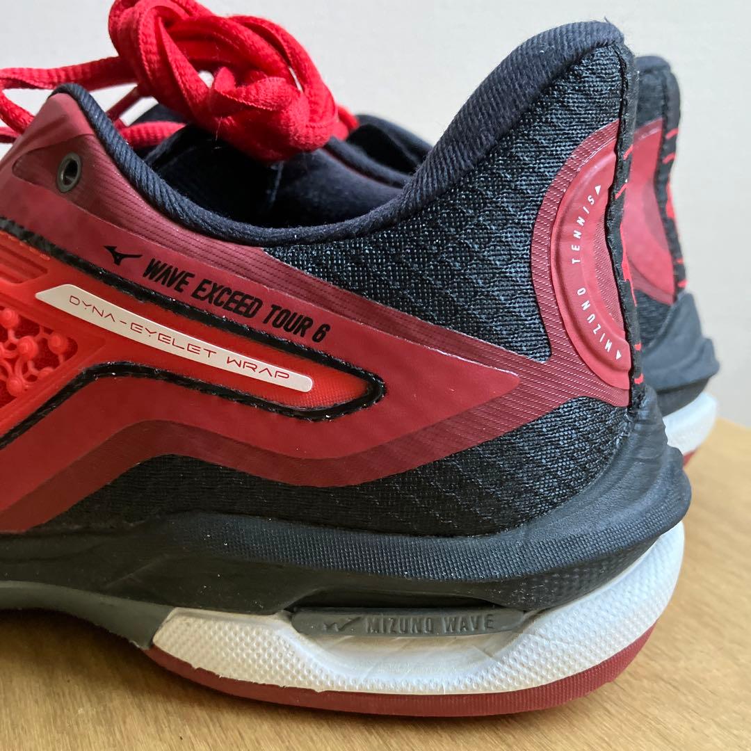 美品 ミズノ ウエーブエクシードツアー 6 テニスシューズ 即日 26cm