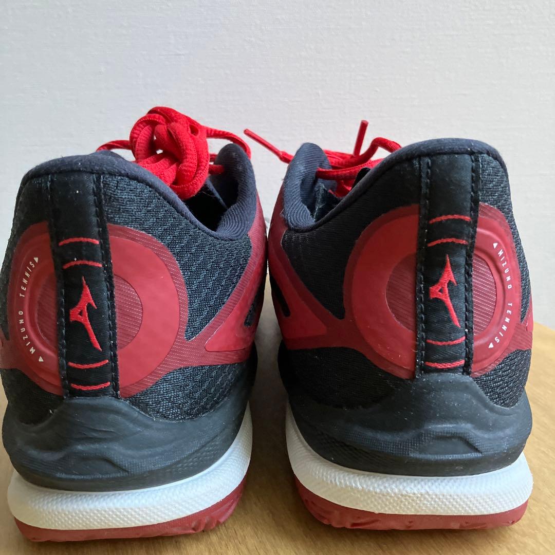 美品 ミズノ ウエーブエクシードツアー 6 テニスシューズ 即日 26cm