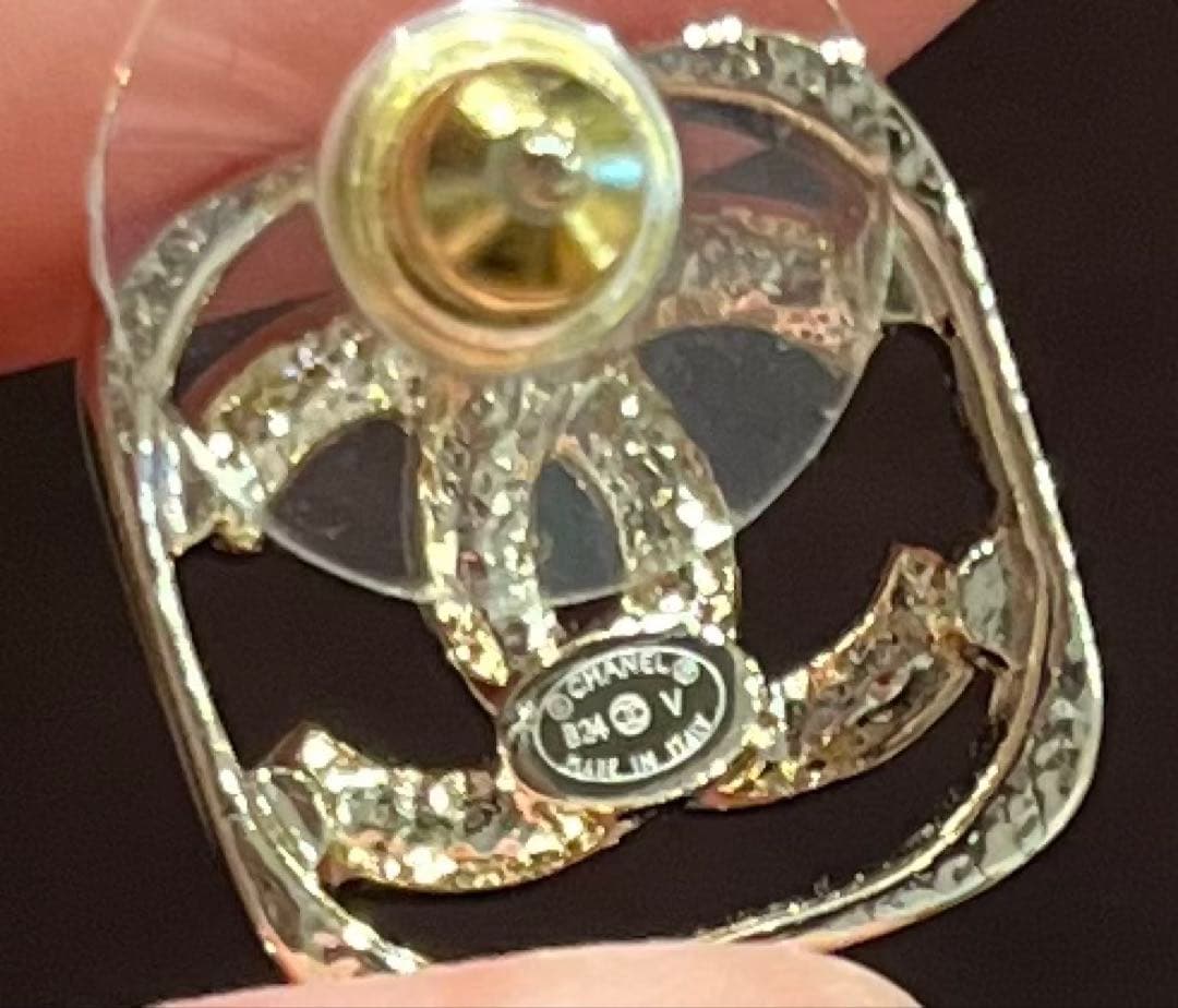 【アキラ】CHANEL スクエアピアス　ゴールド