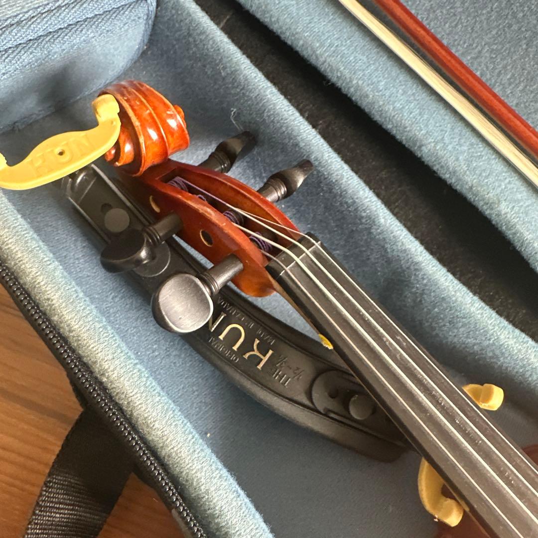 8Q専用　スズキ 1/2バイオリン GEWA製のケース付き