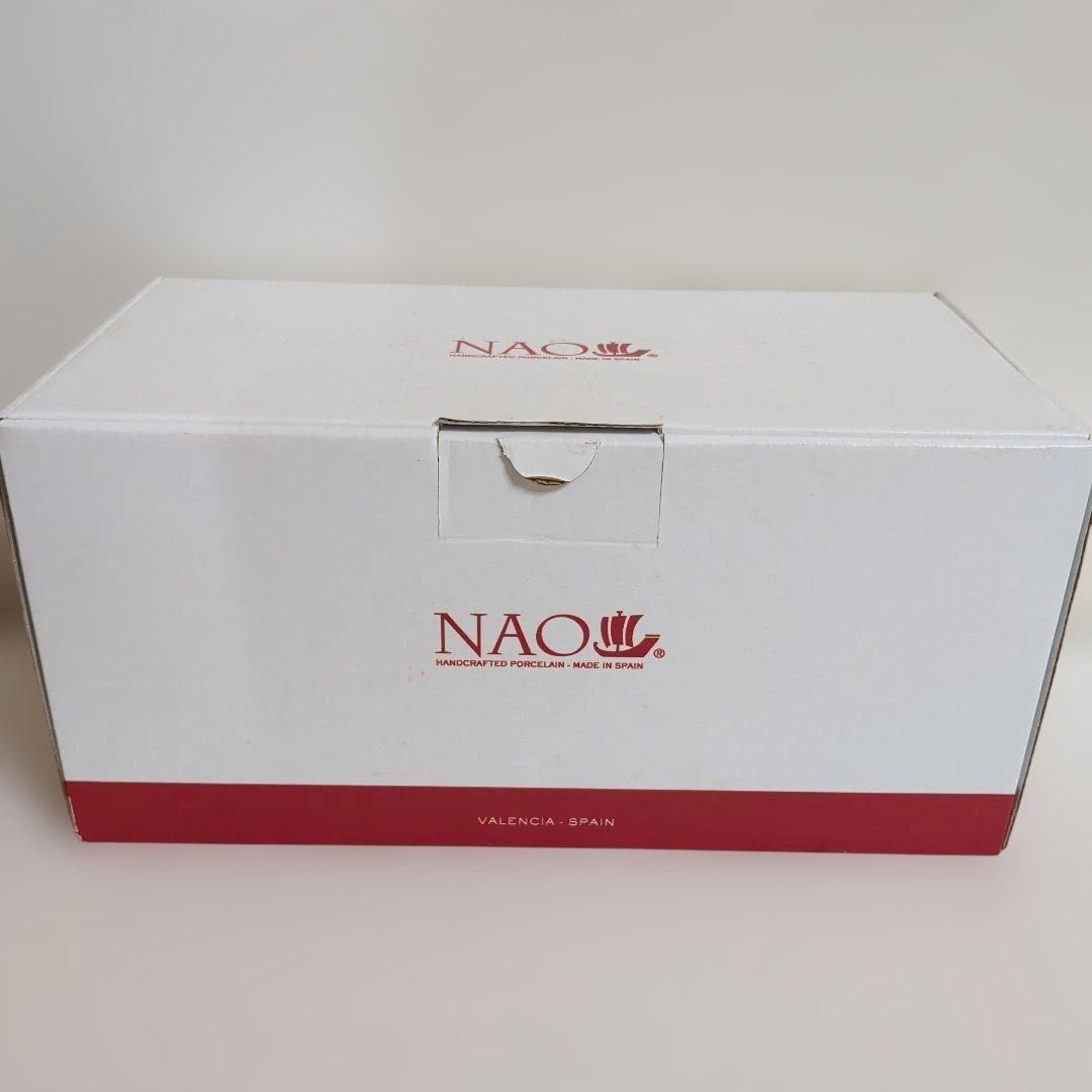 〈NAO 〉リヤドロ 　大好きなお花 ポーセリン人形