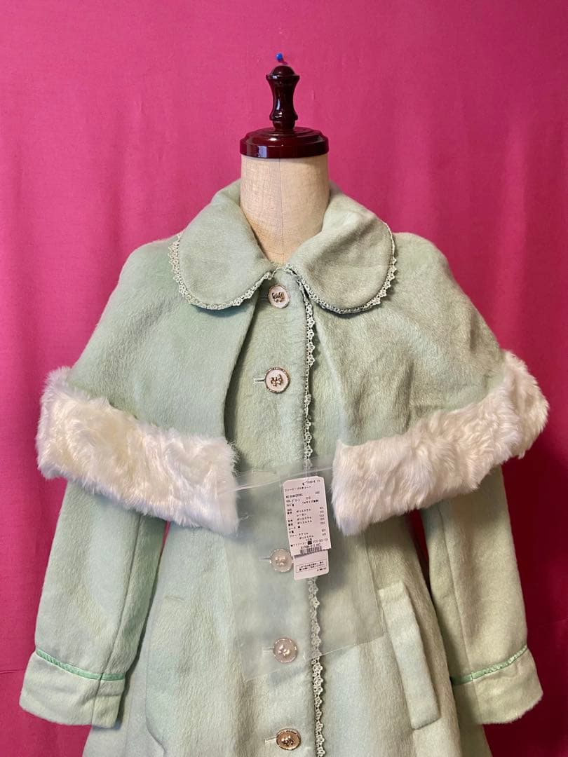 新品タグ　axes femme ファーケープ付きコート