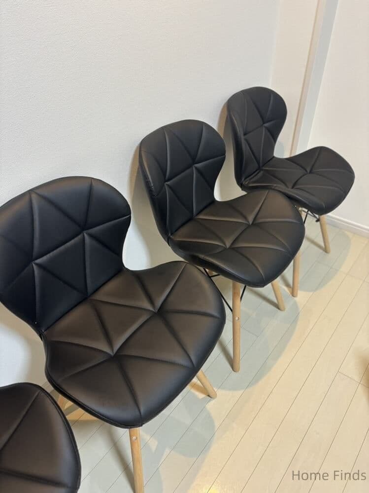 ダイニングチェア 4 脚セット PU レザー 木脚 北欧風 組立簡単