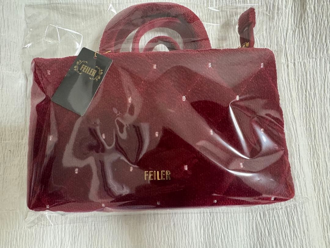 フェイラー　ユニ　ミニショルダー　赤　新品