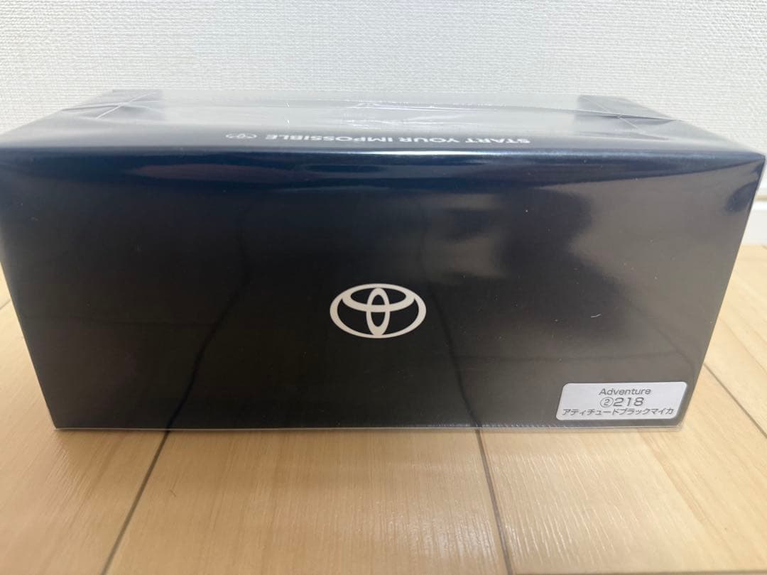 未開封　新型RAV4 ミニカー