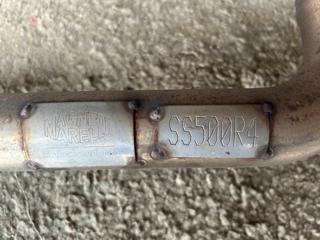 アバルト 595マフラー マニエッティマレリ ボンバルドン 4本出し