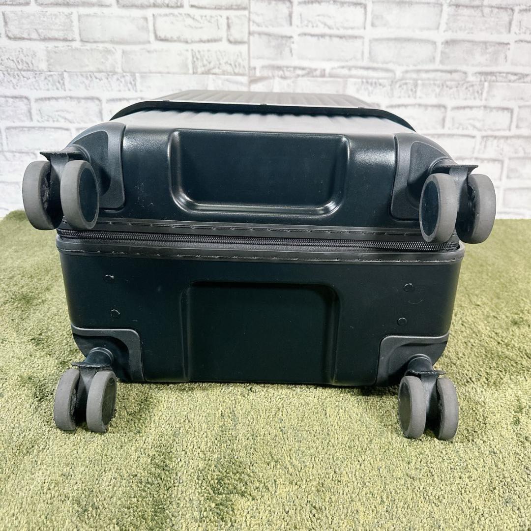 VELO ヴェーロ スーツケース 3in1 3段 可変式 キャリー 機内持込　黒