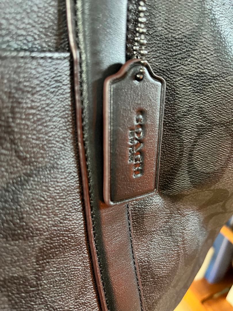 コーチ　トレッカー バッグ シグネチャー キャンバス