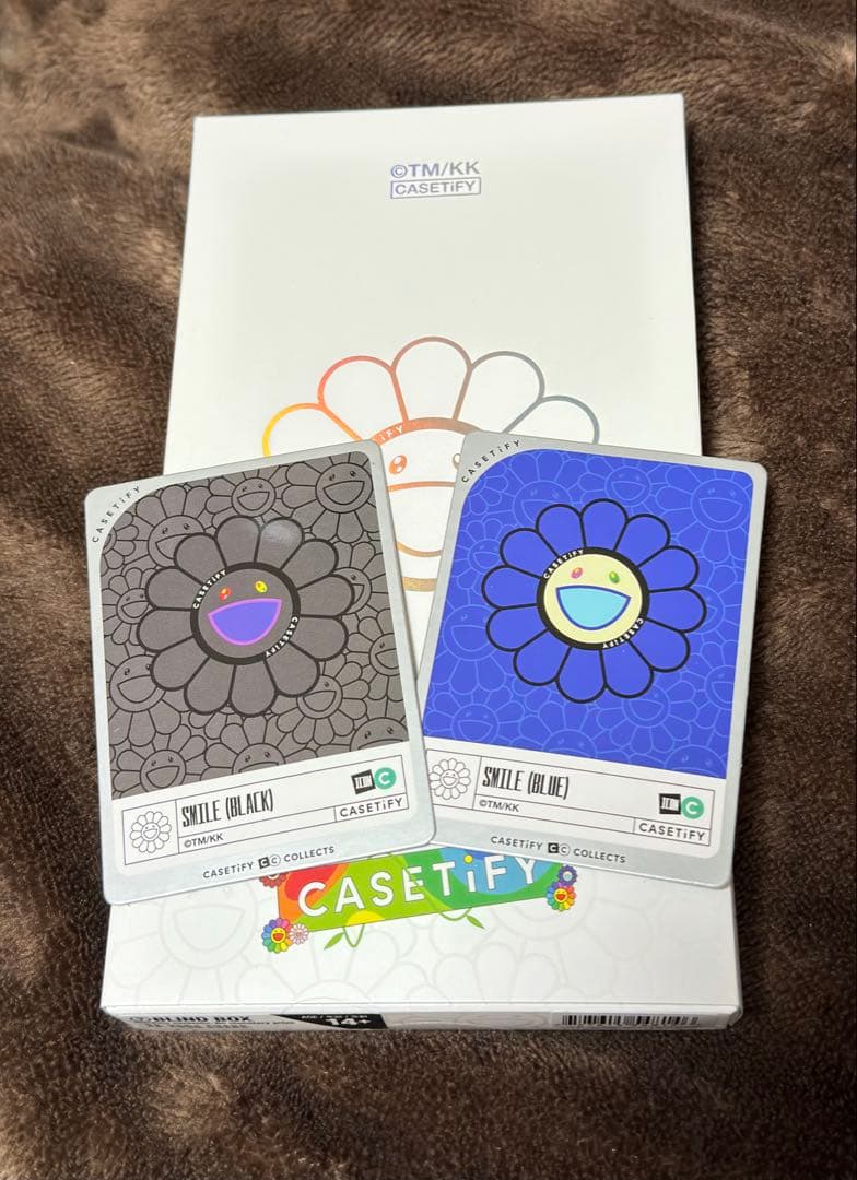 CARSETiFY 村上隆FLOWERS BLOOM ブルー 17Pro Max