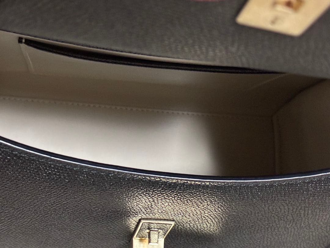 【極美品】Valextra ヴァレクストラ イジィデ ミニ ブラック