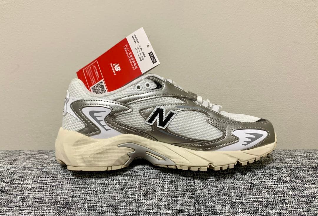 New Balance スニーカー ML725CG