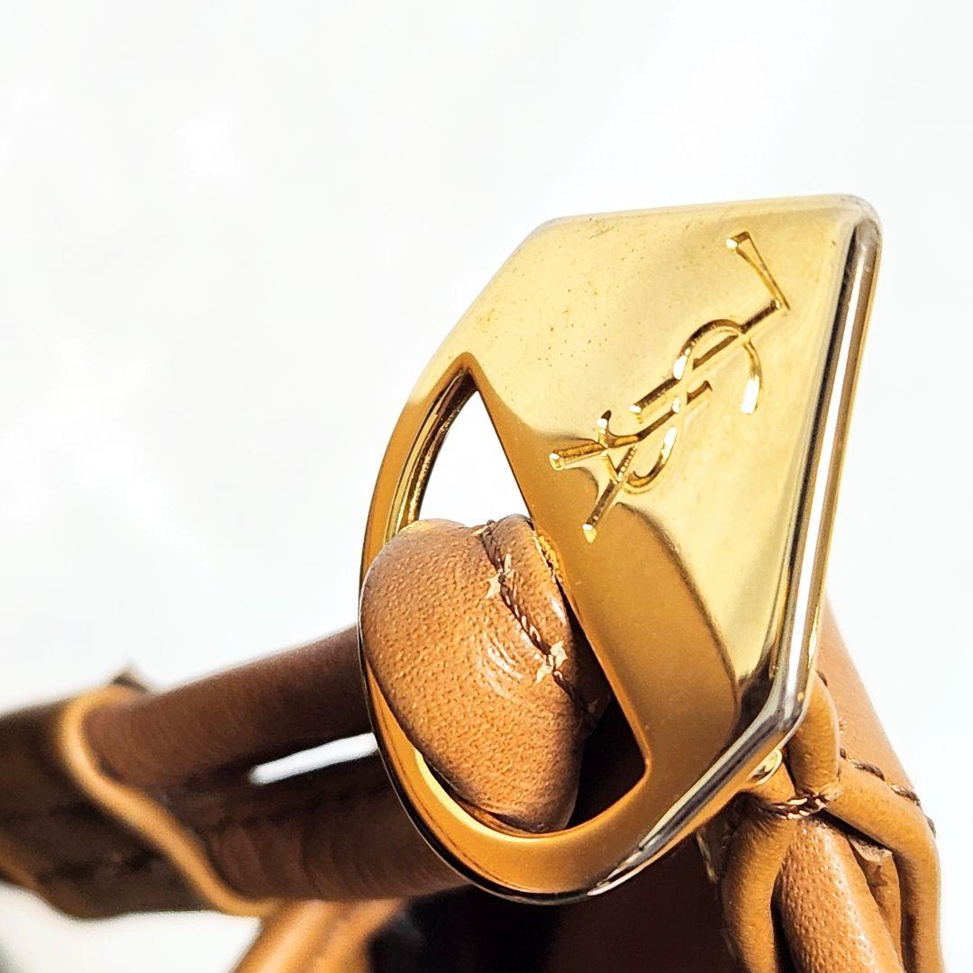 イヴサンローラン★YVES SAINT LAURENT★巾着ショルダー★ポーチ付