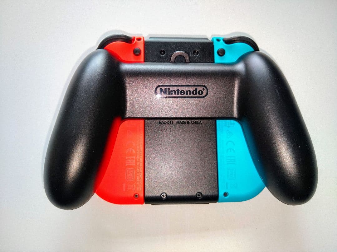 ★美品★nintendo switch 本体／ゲームソフト3本付き