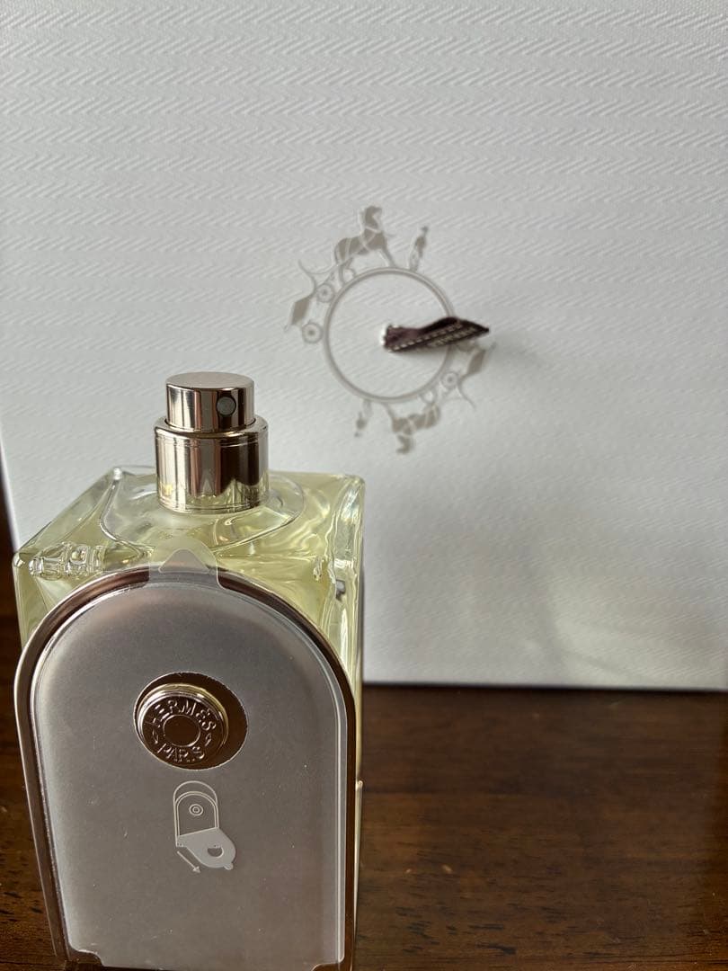 エルメス、ヴォヤージュドウ　オードトワレ