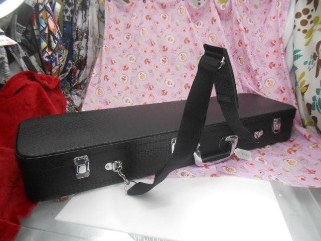 新品未使用(送料無料)11.980円三線専用N肩紐付き一丁入ふかふかハードケース