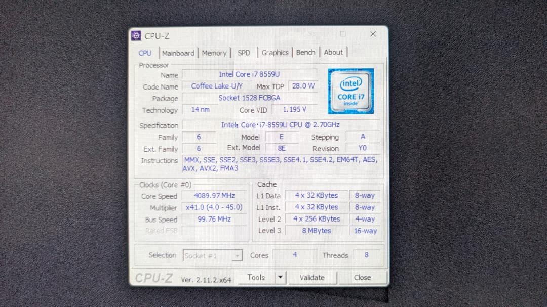 ミニPC　Intel NUC8i7BEH ベアボーン（完成品）