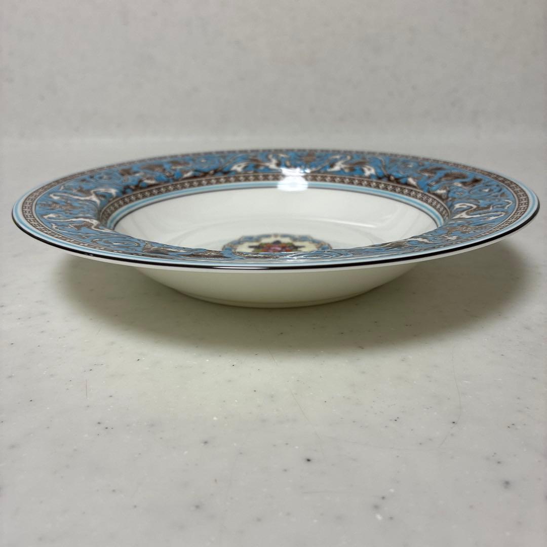 【美品】ウェッジウッド　フロレンティーンターコイズ　スープ皿20.5cm 黒壺