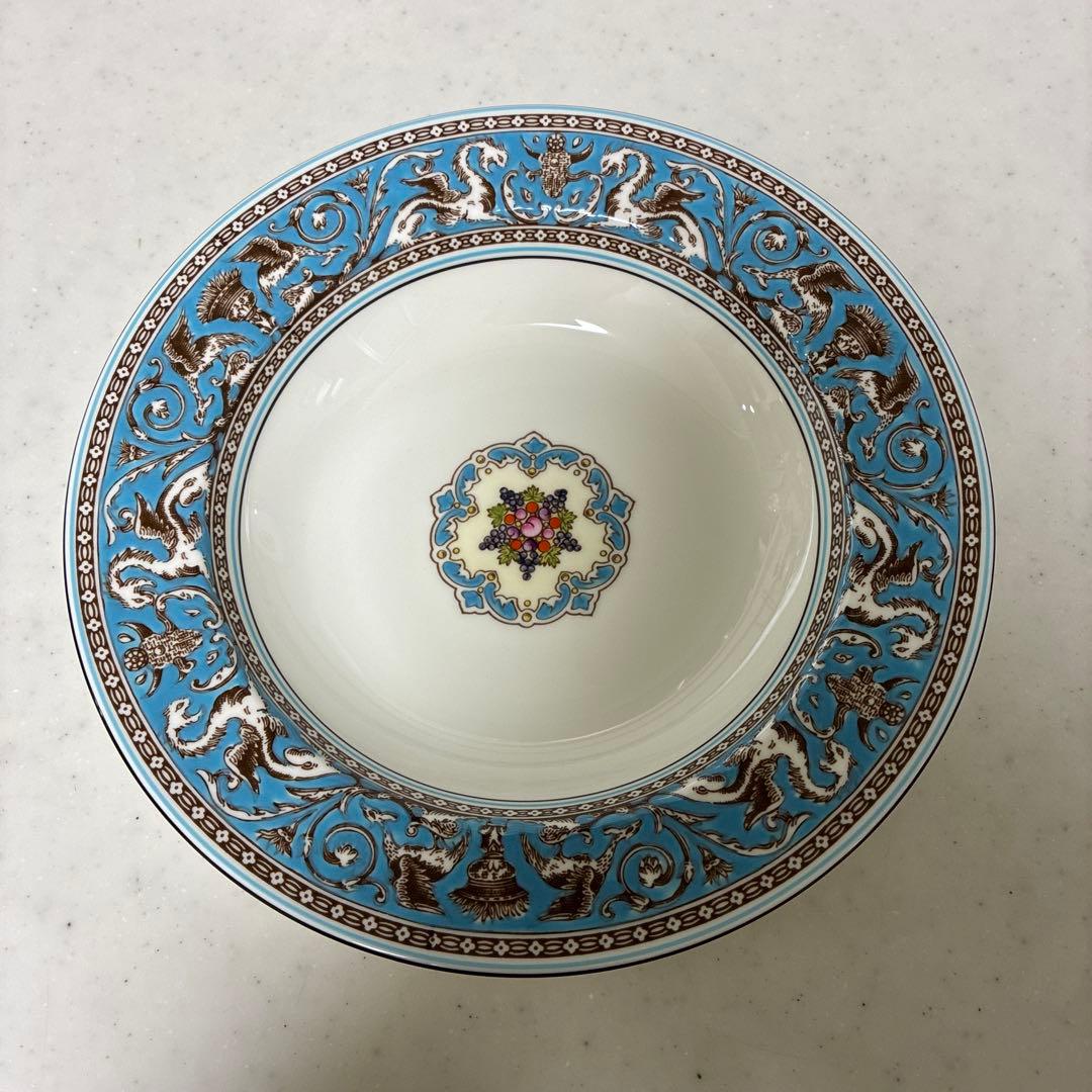 【美品】ウェッジウッド　フロレンティーンターコイズ　スープ皿20.5cm 黒壺