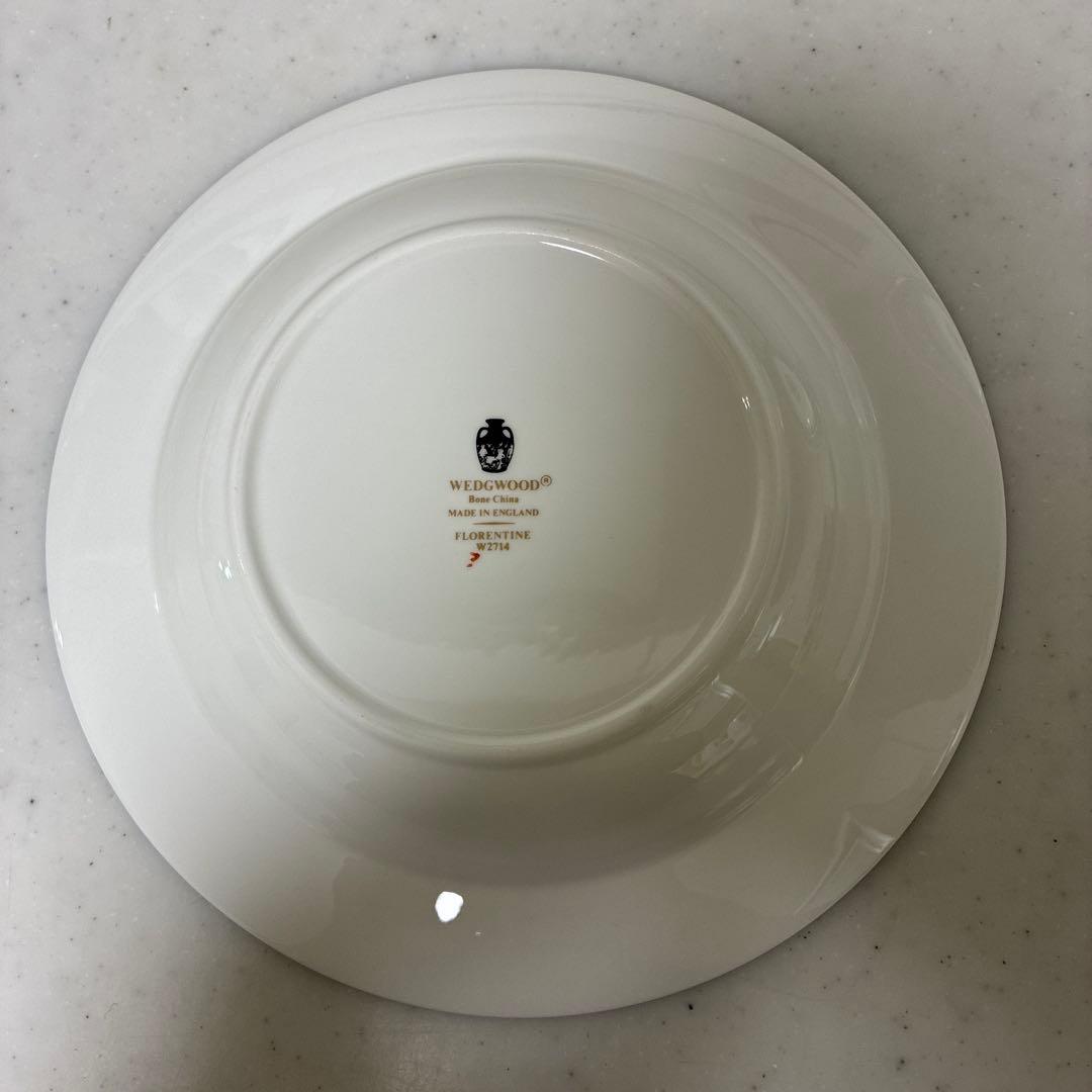 【美品】ウェッジウッド　フロレンティーンターコイズ　スープ皿20.5cm 黒壺