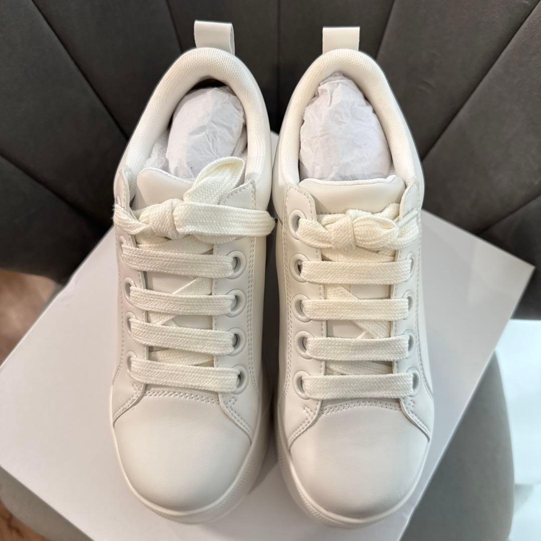 ［新品未使用］Mサイズ　鈴木亜美さん　プラットフォームスニーカー