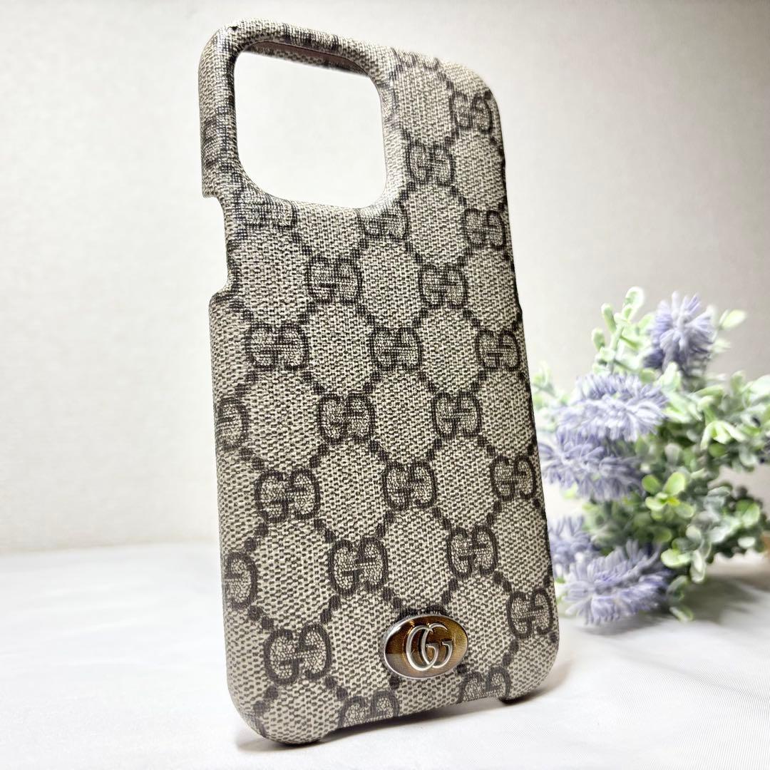【美品】　グッチ　iPhoneケース　14pro max GGスプリーム