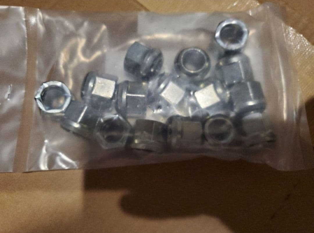 【佐藤宏 ①】N-BOX 純正スチールホイール ホイールカバー ナット付