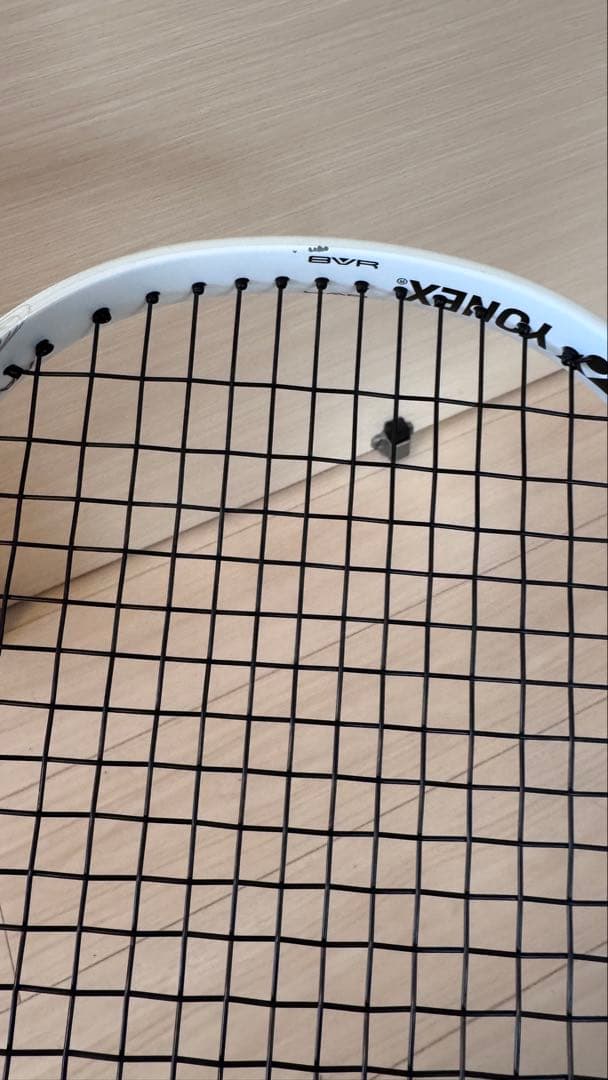 ヨネックス ナノフォース8v UL2 ホワイト