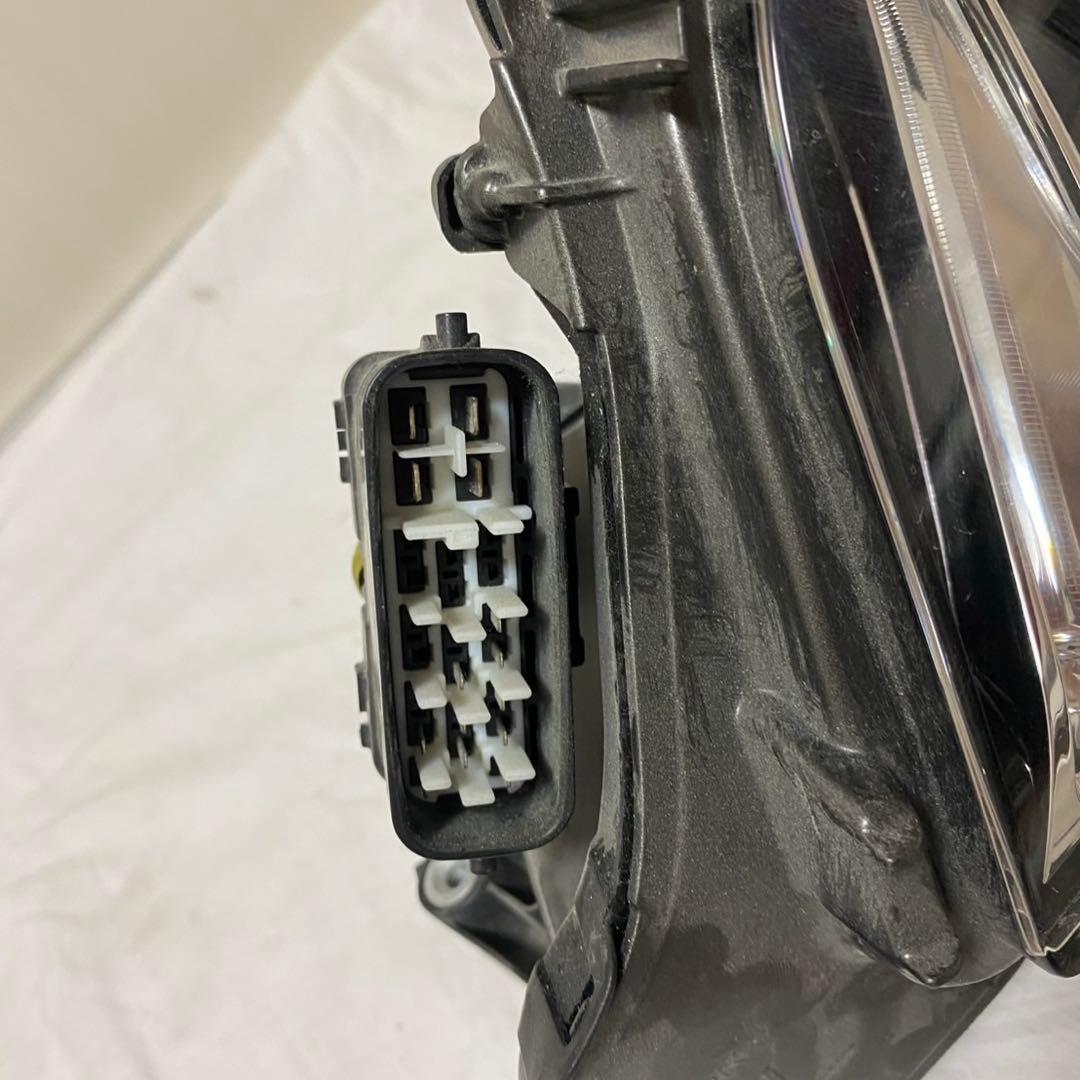 LEXUS レクサス　LS460/600hL 左ヘッドライト　中古