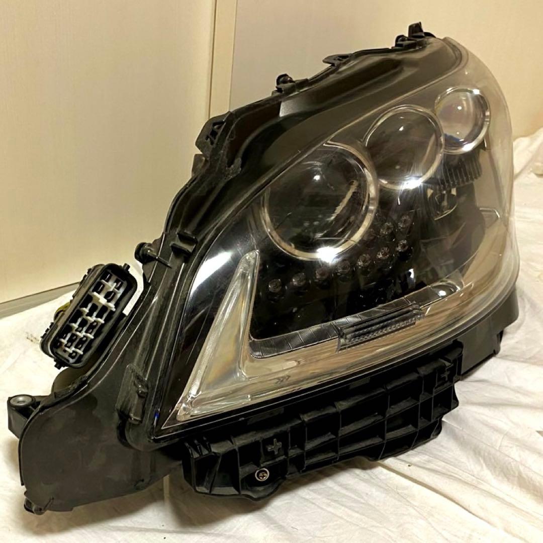 LEXUS レクサス　LS460/600hL 左ヘッドライト　中古