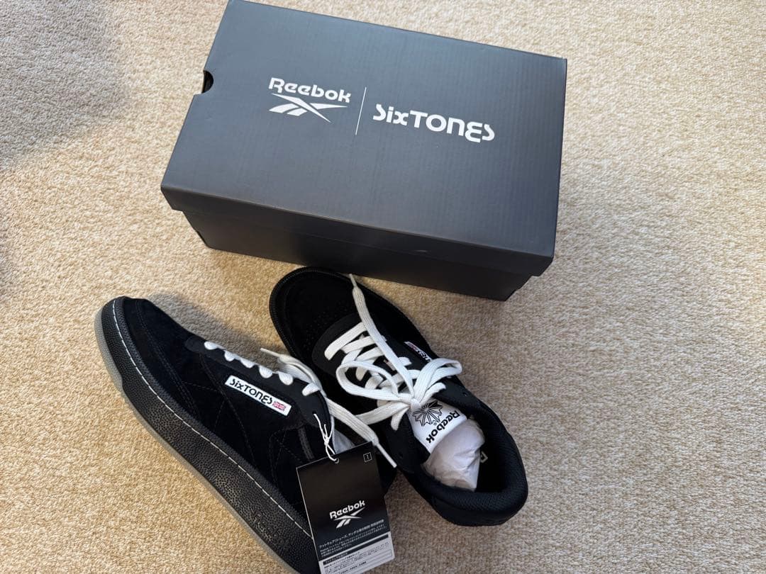 新品未使用Reebok SixTONESリーボックストーンズ コラボスニーカー